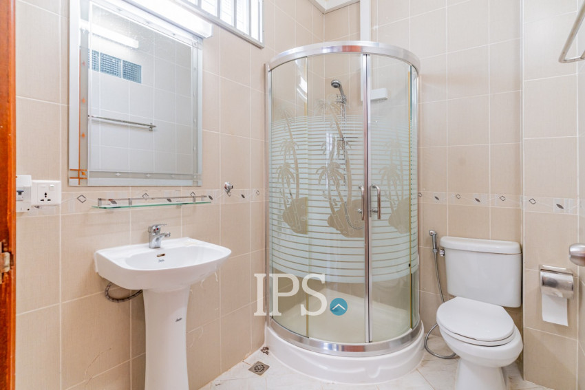 4 Bedroom Villa For Rent - BKK1, Phnom Penh