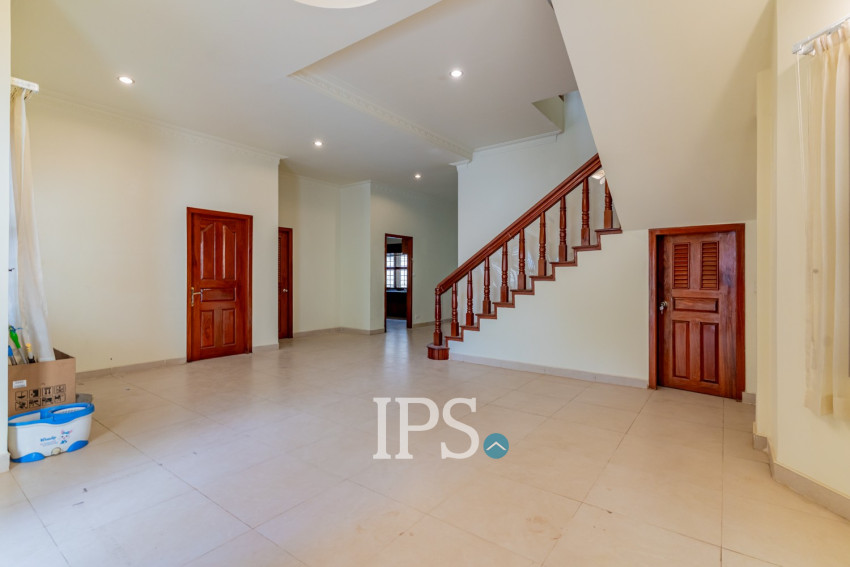 4 Bedroom Villa For Rent - BKK1, Phnom Penh