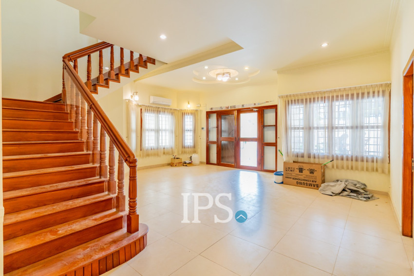4 Bedroom Villa For Rent - BKK1, Phnom Penh