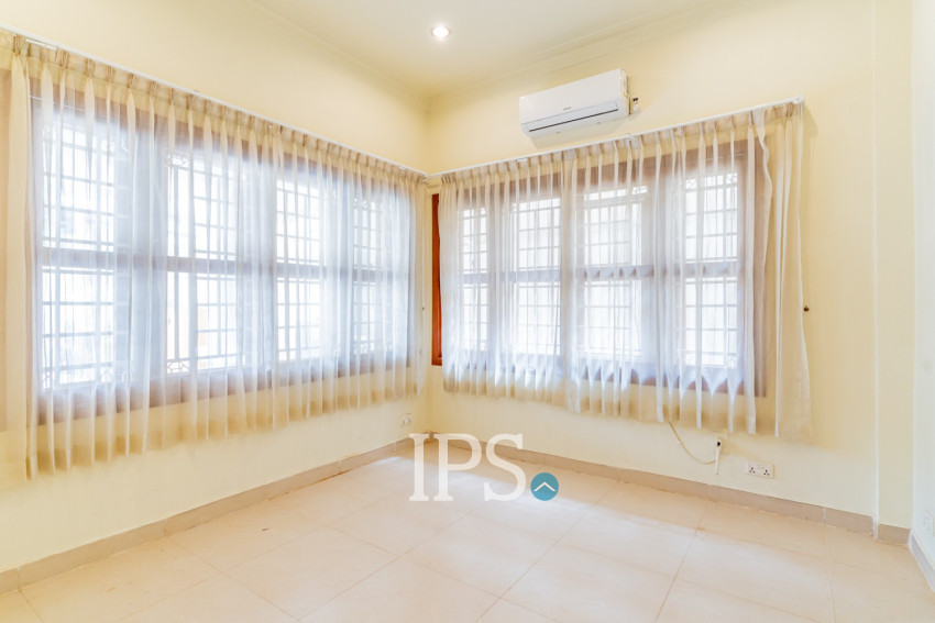 4 Bedroom Villa For Rent - BKK1, Phnom Penh
