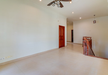 4 Bedroom Villa For Rent - BKK1, Phnom Penh thumbnail