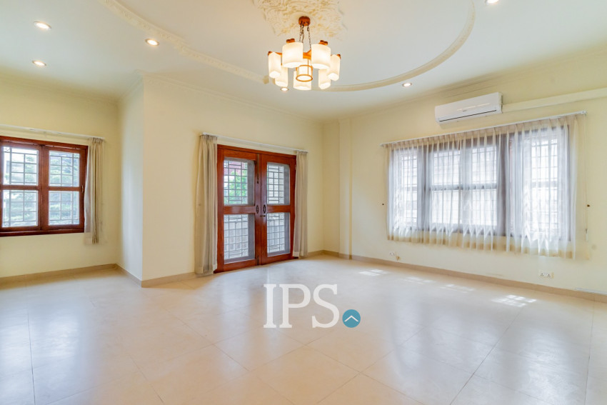 4 Bedroom Villa For Rent - BKK1, Phnom Penh