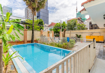 4 Bedroom Villa For Rent - BKK1, Phnom Penh thumbnail