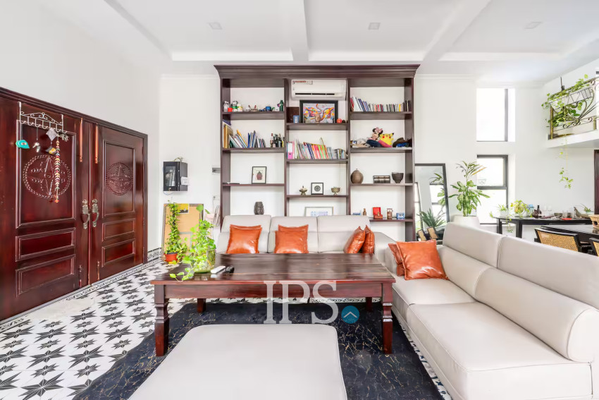 4 Bedroom Luxury Villa For Sale - Kraing Thnong, Sen Sok, Phnom Penh