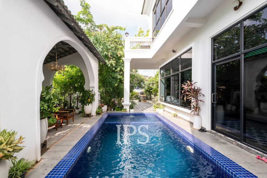 4 Bedroom Luxury Villa For Sale - Kraing Thnong, Sen Sok, Phnom Penh