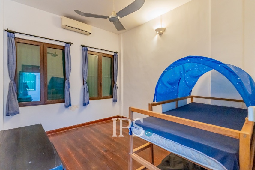 Renovated 3 Bedroom Apartment For Rent - Phsar Kandal 1, Phnom Penh