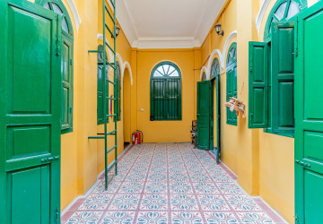 Renovated 3 Bedroom Apartment For Rent - Phsar Kandal 1, Phnom Penh thumbnail