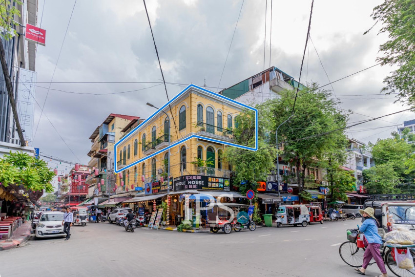 Renovated 3 Bedroom Apartment For Rent - Phsar Kandal 1, Phnom Penh