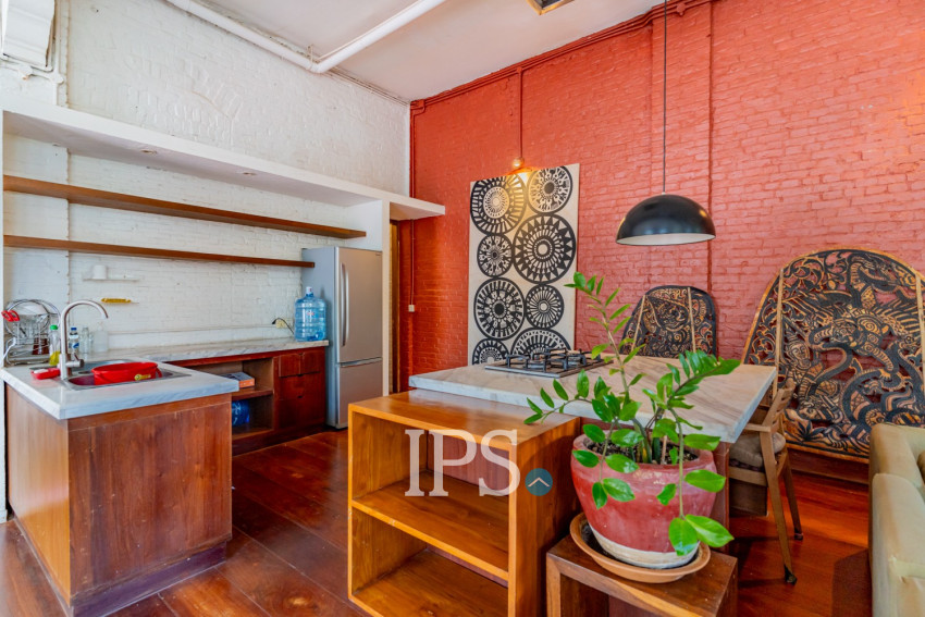Renovated 5 Bedroom Apartment For Rent - Phsar Kandal 1, Phnom Penh