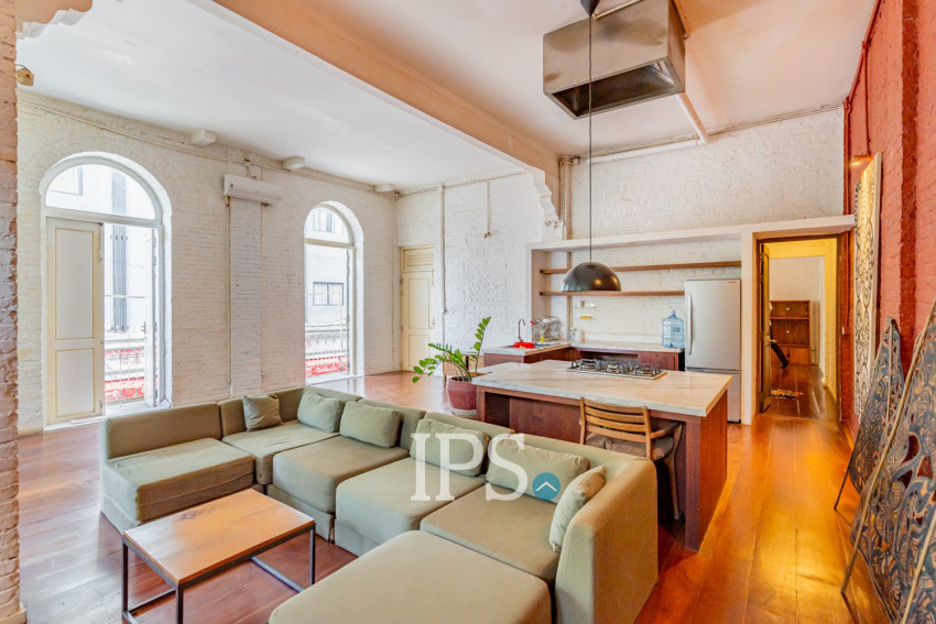 Renovated 5 Bedroom Apartment For Rent - Phsar Kandal 1, Phnom Penh
