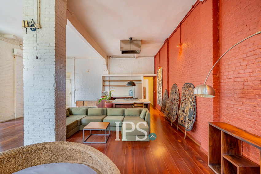 Renovated 5 Bedroom Apartment For Rent - Phsar Kandal 1, Phnom Penh