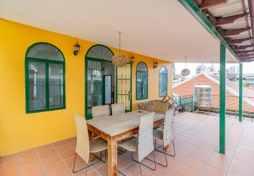Renovated 5 Bedroom Apartment For Rent - Phsar Kandal 1, Phnom Penh thumbnail