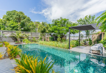 2 Bedroom  Apartment Serviced For Rent- Bak Kaeng, Phnom Penh thumbnail