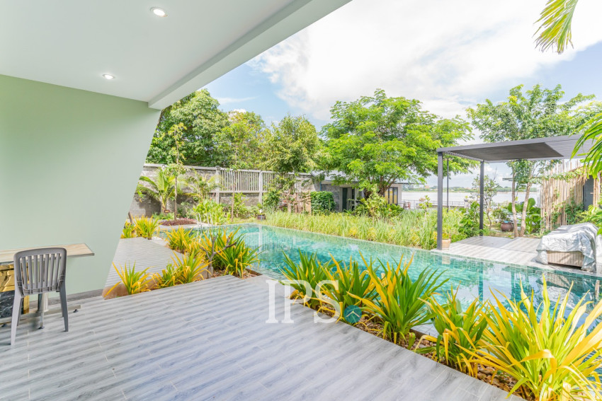 2 Bedroom  Apartment Serviced For Rent- Bak Kaeng, Phnom Penh