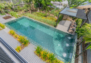 2 Bedroom  Apartment Serviced For Rent- Bak Kaeng, Phnom Penh thumbnail