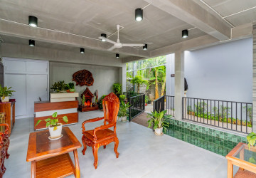 2 Bedroom  Apartment Serviced For Rent- Bak Kaeng, Phnom Penh thumbnail