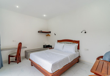 1 Bedroom Serviced Apartment For Rent - Bak Kaeng, Phnom Penh thumbnail