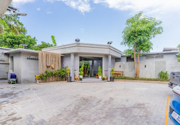 1 Bedroom Serviced Apartment For Rent - Bak Kaeng, Phnom Phenh thumbnail