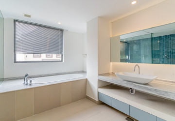 Duplex 2 Bedroom Condo For Rent - 240 Residence, Chakto Mukh, Phnom Penh thumbnail