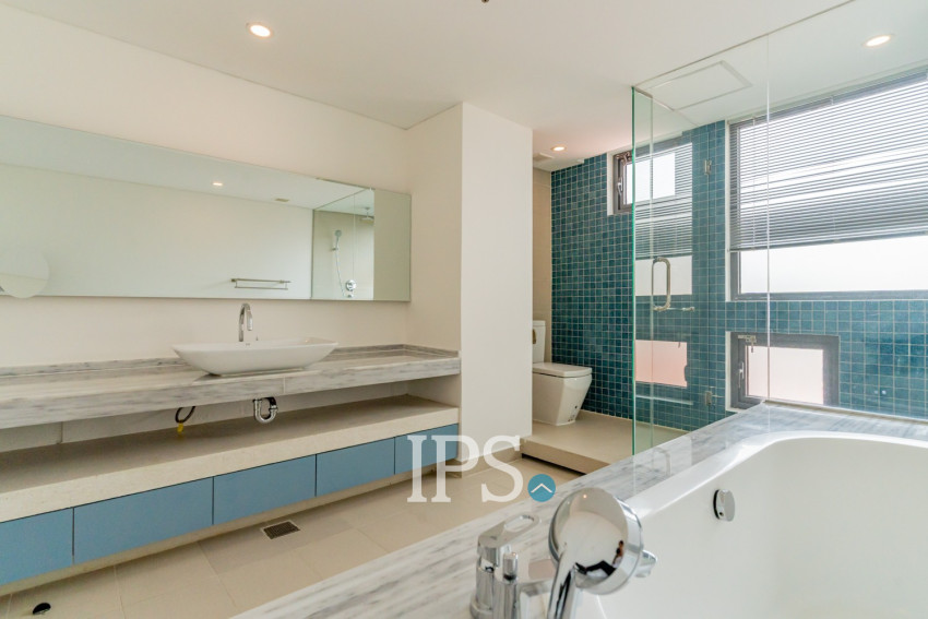Duplex 2 Bedroom Condo For Rent - 240 Residence, Chakto Mukh, Phnom Penh