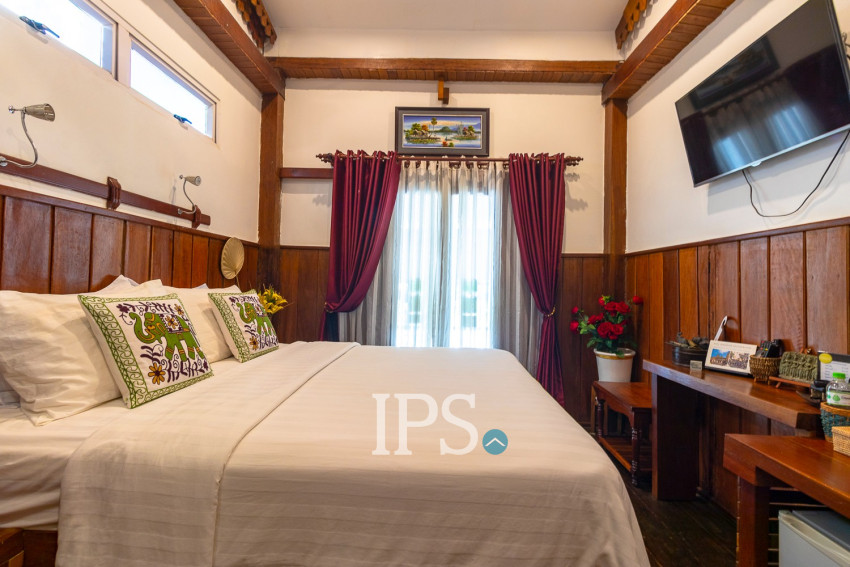 6 Bedroom Boutique Villa For Rent - Svay Dangkum, Siem Reap