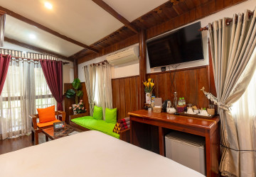 6 Bedroom Boutique Villa For Rent - Svay Dangkum, Siem Reap thumbnail