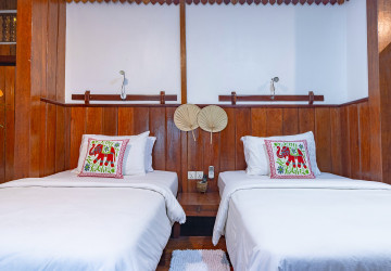 6 Bedroom Boutique Villa For Rent - Svay Dangkum, Siem Reap thumbnail