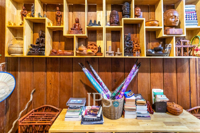 6 Bedroom Boutique Villa For Rent - Svay Dangkum, Siem Reap