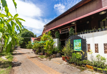 6 Bedroom Boutique Villa For Rent - Svay Dangkum, Siem Reap thumbnail