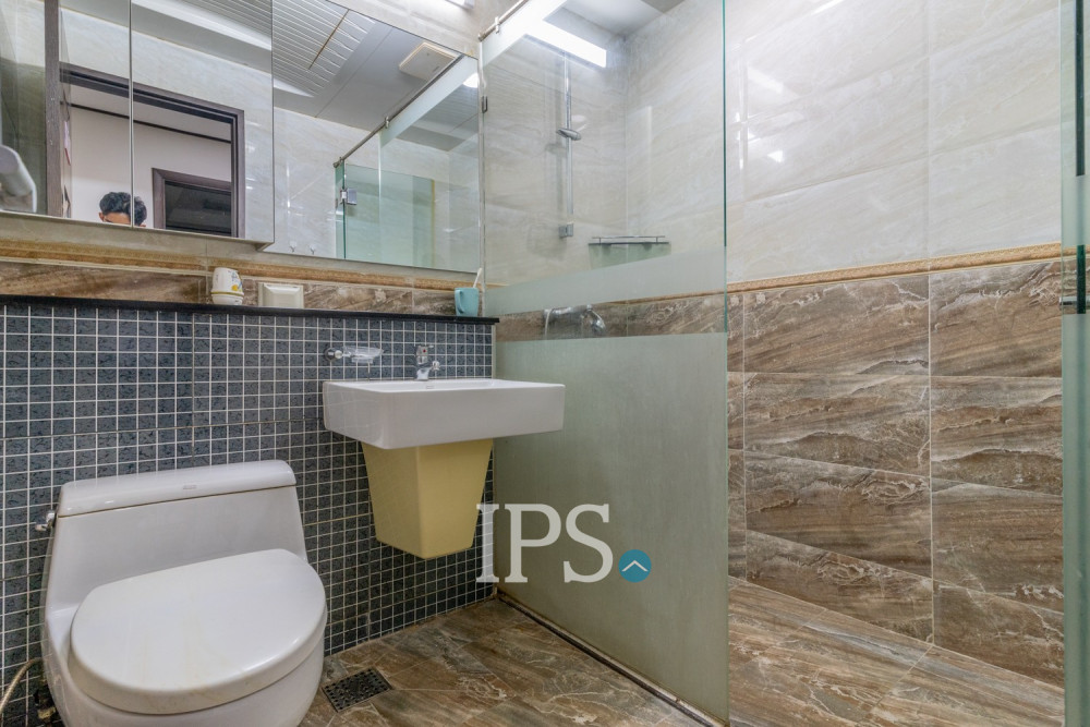 12th Floor 3 Bedroom Condo For Sale - De Castle Royal, BKK1, Phnom Penh - Image 21 12th Floor 3 Bedroom Condo For Sale - De Castle Royal, BKK1, Phnom Penh - Image 21