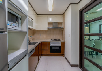 12nd Floor 3 Bedroom Condo For Sale - De Castle Royal, BKK1, Phnom Penh thumbnail