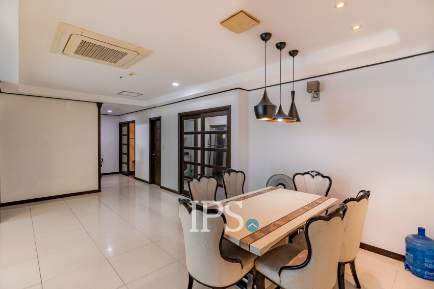 12nd Floor 3 Bedroom Condo For Sale - De Castle Royal, BKK1, Phnom Penh