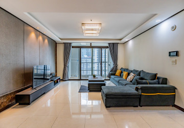 12nd Floor 3 Bedroom Condo For Sale - De Castle Royal, BKK1, Phnom Penh thumbnail
