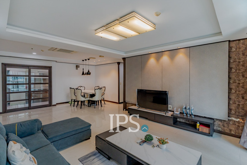 12nd Floor 3 Bedroom Condo For Sale - De Castle Royal, BKK1, Phnom Penh