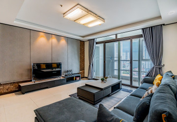 12nd Floor 3 Bedroom Condo For Sale - De Castle Royal, BKK1, Phnom Penh thumbnail