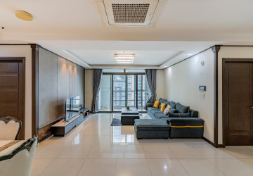 12nd Floor 3 Bedroom Condo For Sale - De Castle Royal, BKK1, Phnom Penh thumbnail