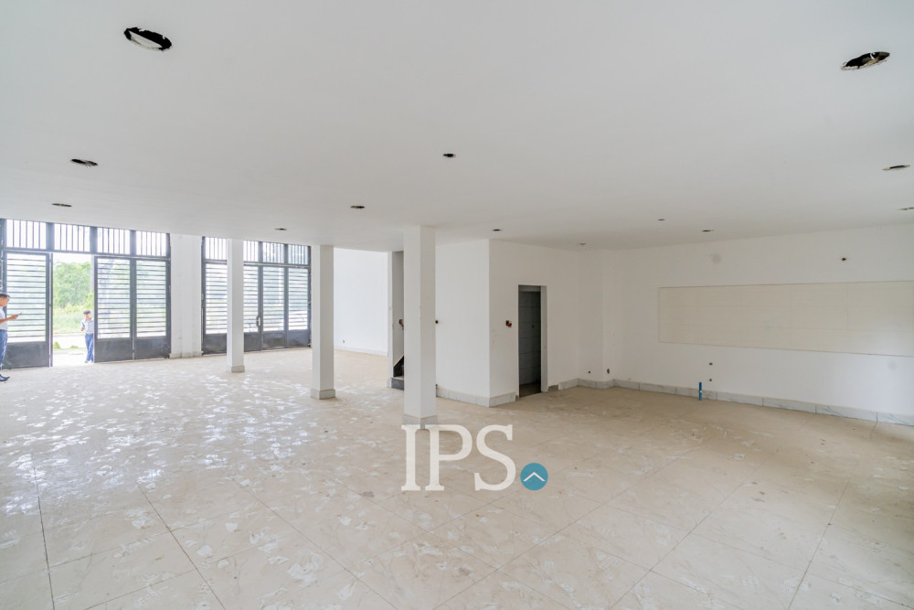 Double Shophouse For Rent - Borey Lucky One, Preaek Kampues, Phnom Penh - Image 9
