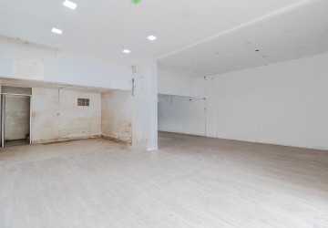 140 Sqm Retail Space For Rent - Svay Dangkum, Siem Reap thumbnail