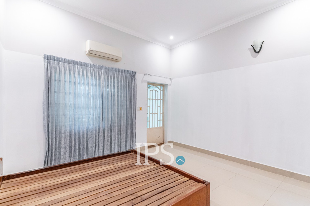 16 Bedroom Shophouse For Sale - Chroy Changvar, Phnom Penh - Image 16