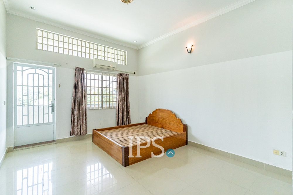 16 Bedroom Shophouse For Sale - Chroy Changvar, Phnom Penh - Image 11