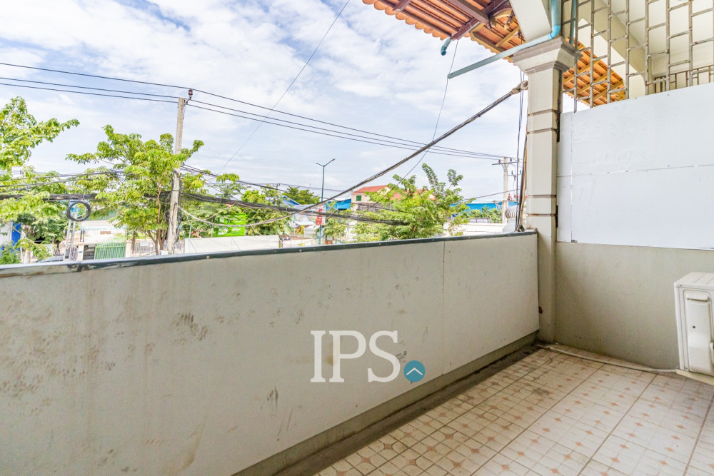 16 Bedroom Shophouse For Sale - Chroy Changvar, Phnom Penh - Image 24