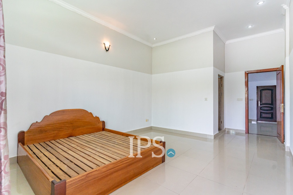 16 Bedroom Shophouse For Sale - Chroy Changvar, Phnom Penh - Image 12