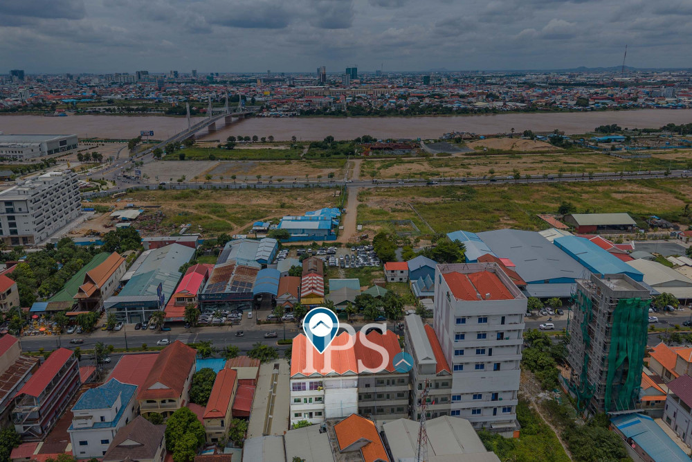 16 Bedroom Shophouse For Sale - Chroy Changvar, Phnom Penh - Image 34