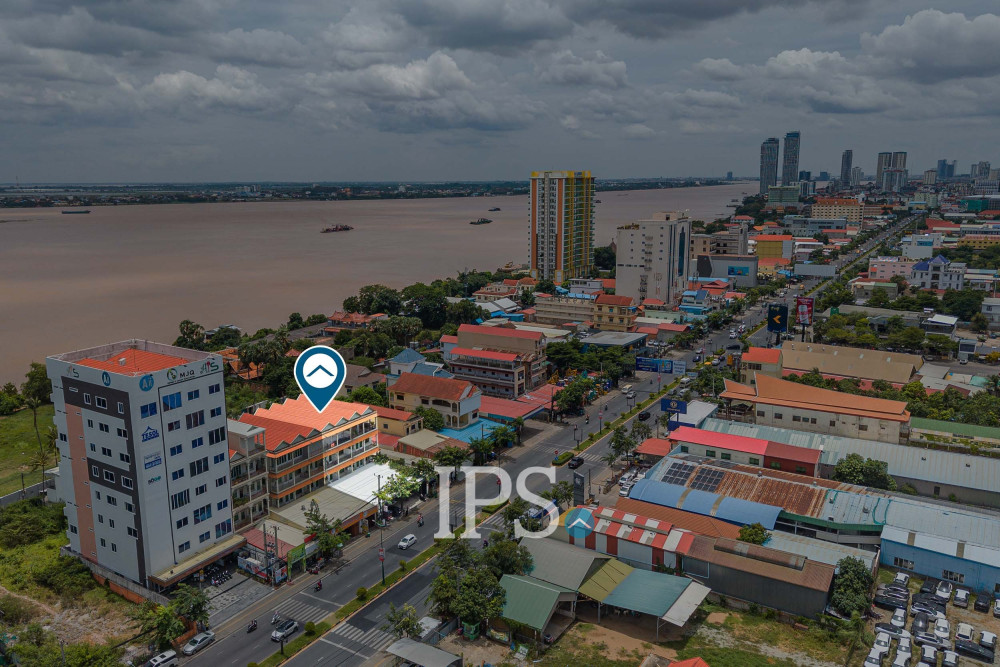 16 Bedroom Shophouse For Sale - Chroy Changvar, Phnom Penh - Image 32