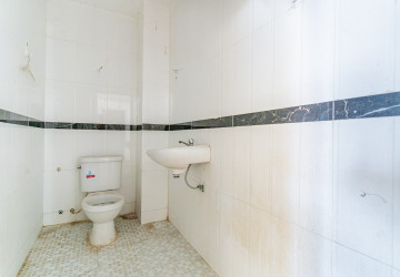 4 Bedroom Shophouse For Sale - Chroy Changvar, Phnom Penh thumbnail