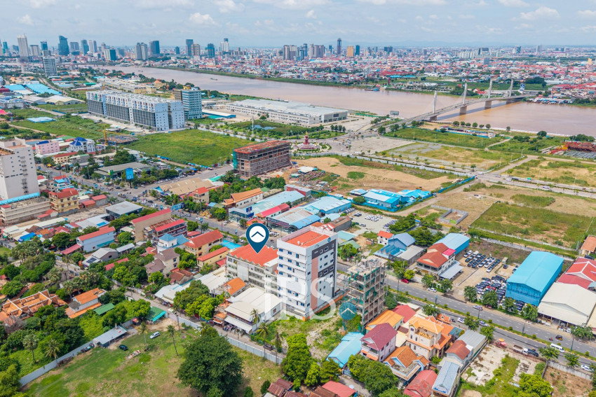4 Bedroom Shophouse For Sale - Chroy Changvar, Phnom Penh