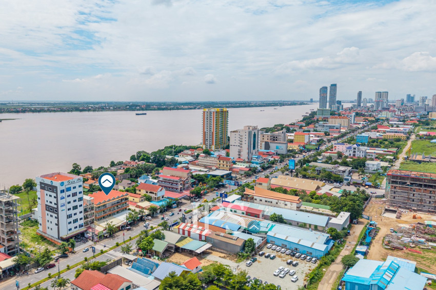 4 Bedroom Shophouse For Sale - Chroy Changvar, Phnom Penh