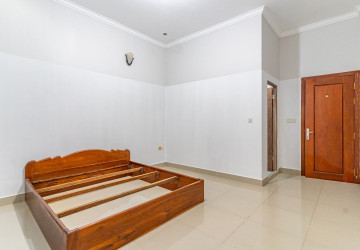 4 Bedroom Shophouse For Sale - Chroy Changvar, Phnom Penh thumbnail