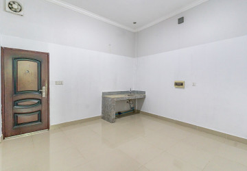 4 Bedroom Shophouse For Sale - Chroy Changvar, Phnom Penh thumbnail