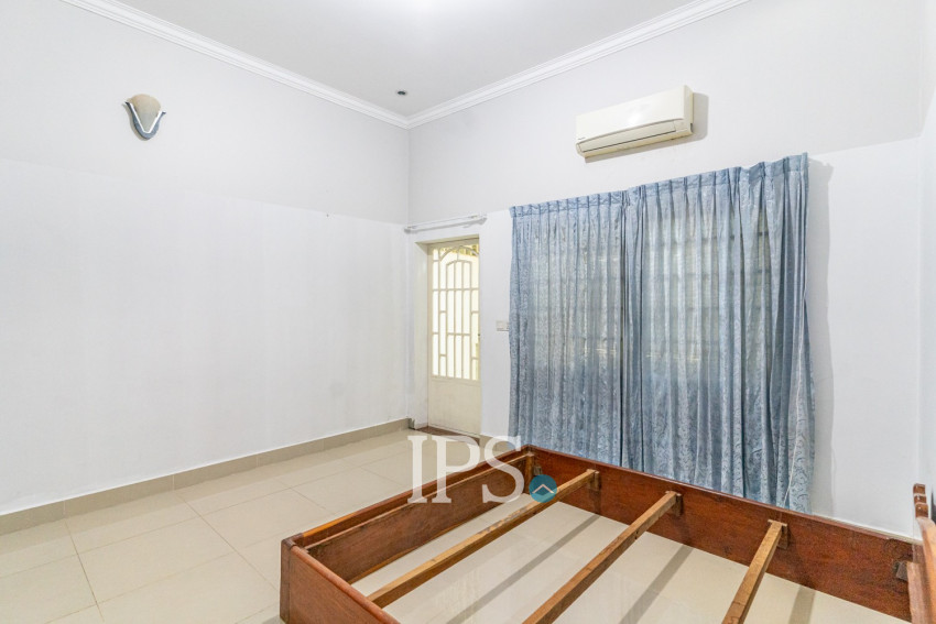 4 Bedroom Shophouse For Sale - Chroy Changvar, Phnom Penh